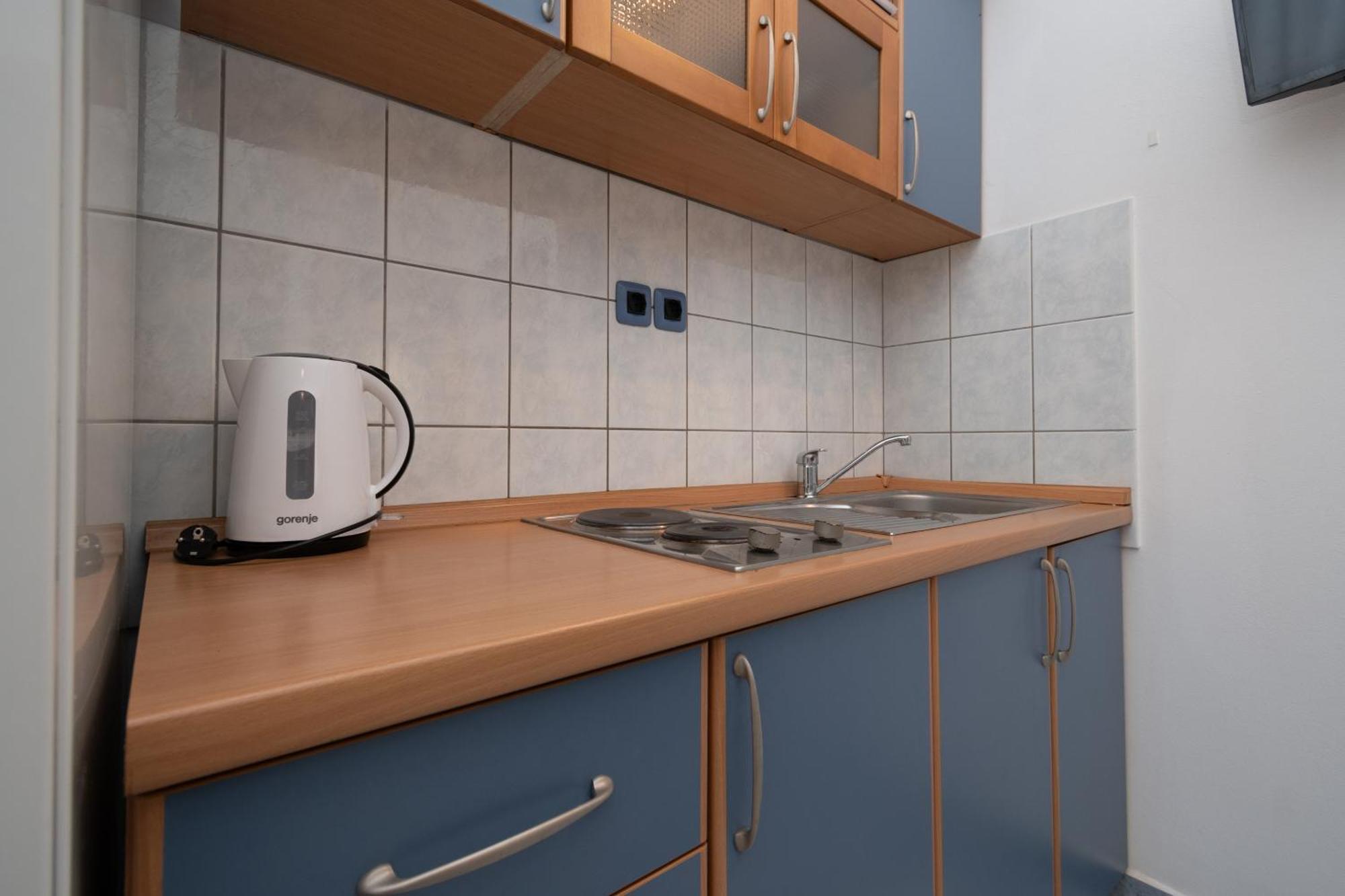 Apartments With A Parking Space Mandre, Pag - 16836 Номер фото
